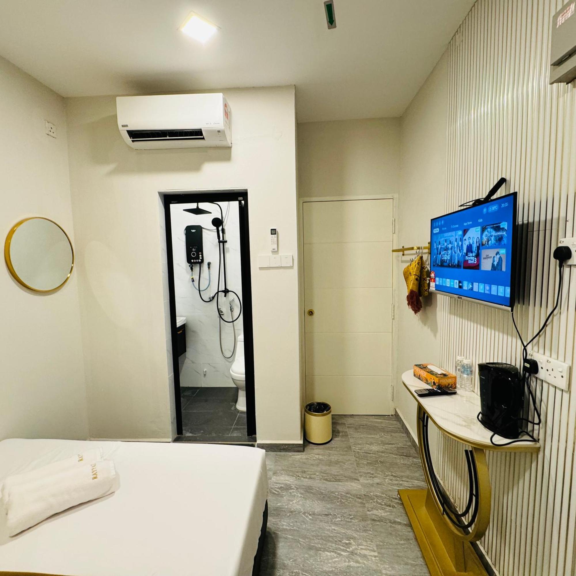 Rayyaz Inn Куала Теренгану Екстериор снимка